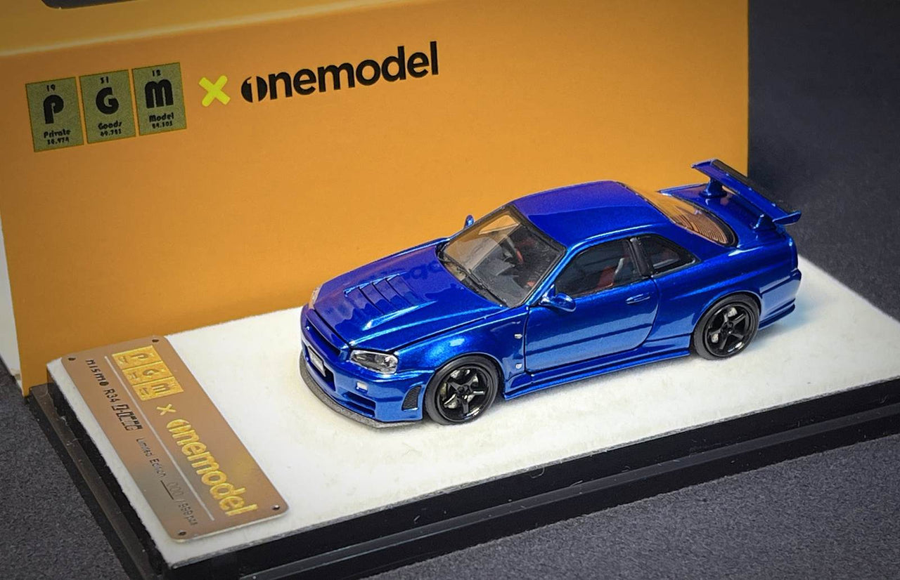 PGM 1:64 Nissan GT-R R34 Z-Tune Blue with Engine