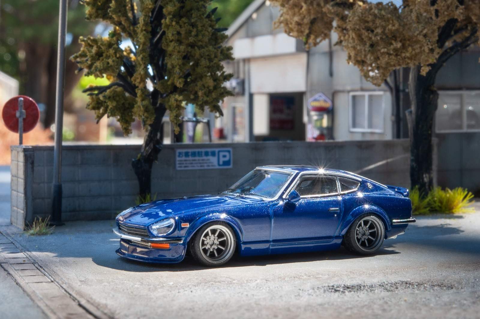 Inno64 Nissan Fairlady Z (S30)