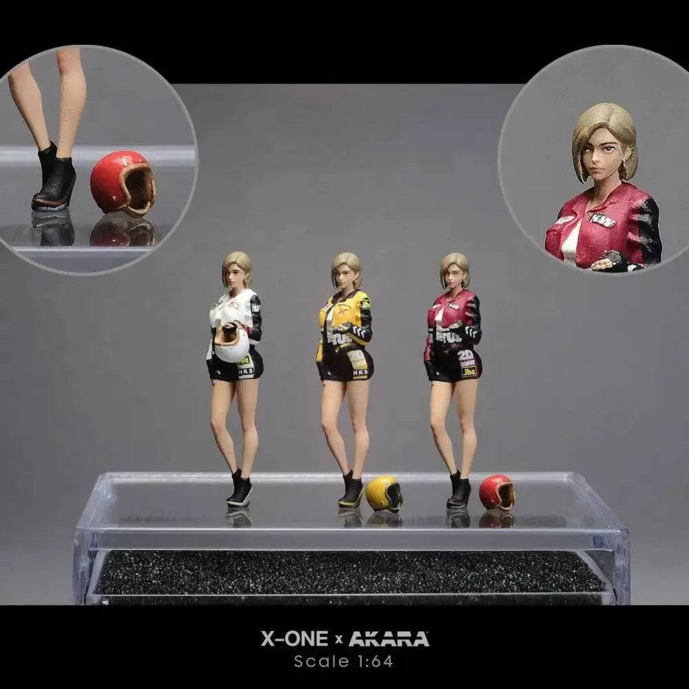 Akara x X One Biker Girl Advanced Detail Figure W/ Helmet