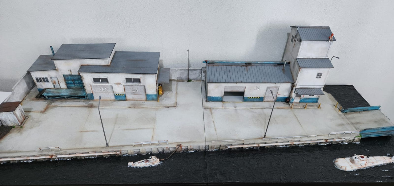 Blue Flag Diorama 2 Part Warehouse & Dock