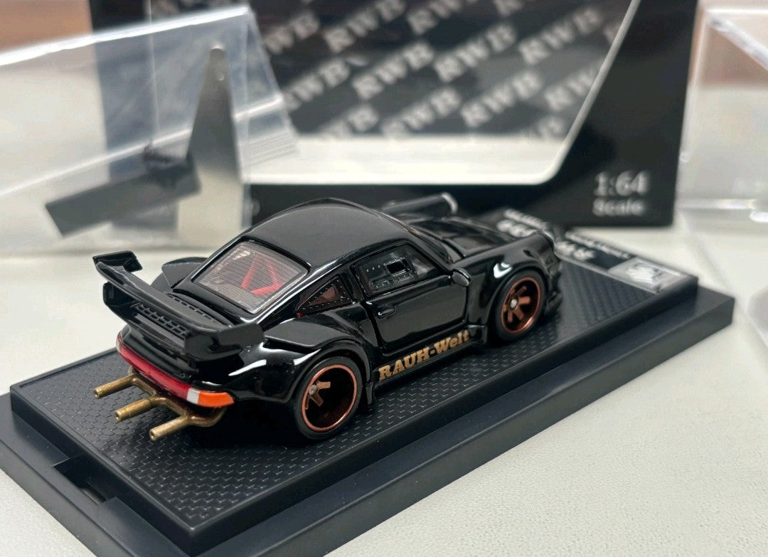 FG 1:64 Porsche RWB 930 Fully Open Black