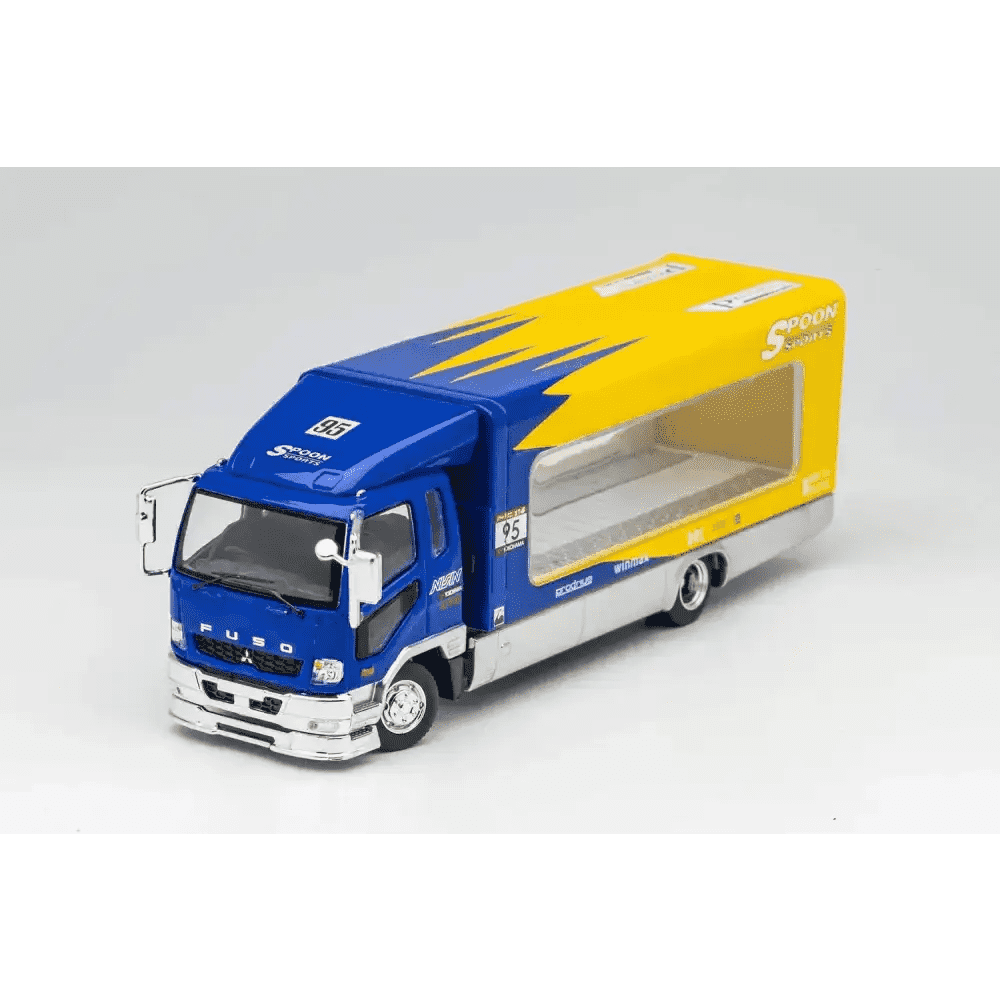 GCD 1:64 Mitsubishi Fuso Outriggers Raised Truck "Spoon”