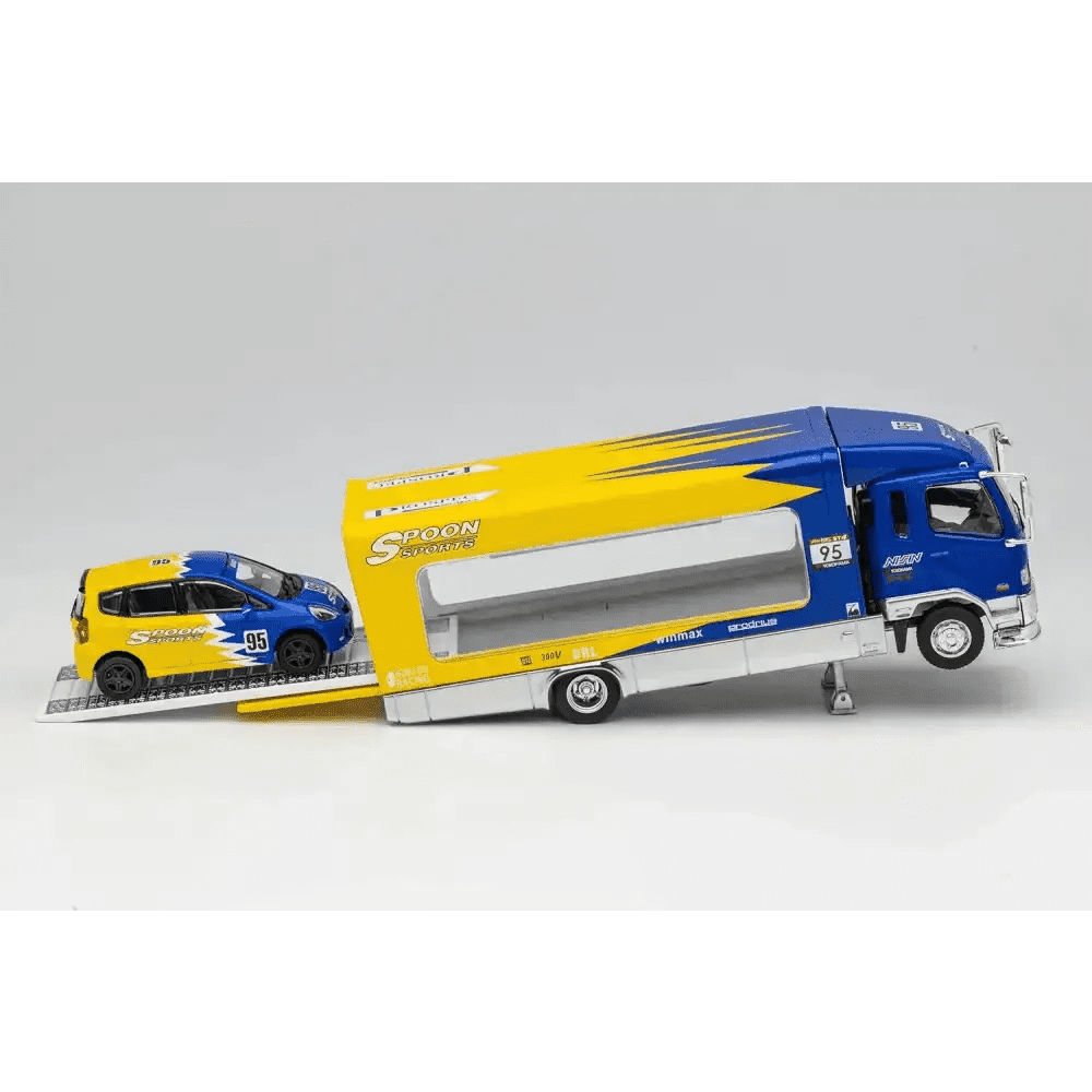 GCD 1:64 Mitsubishi Fuso Outriggers Raised Truck "Spoon”