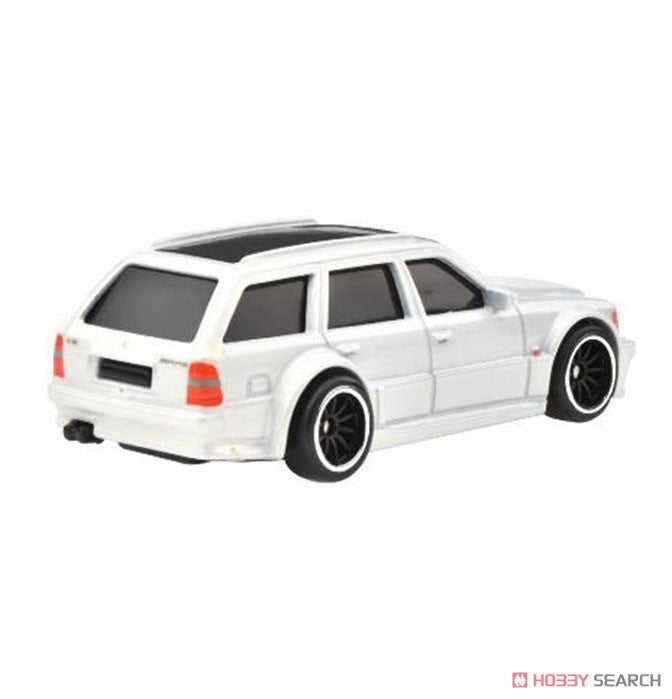 Hot Wheels Premium 1:64 Boulevard 2024 Mercedes Benz E36 AMG