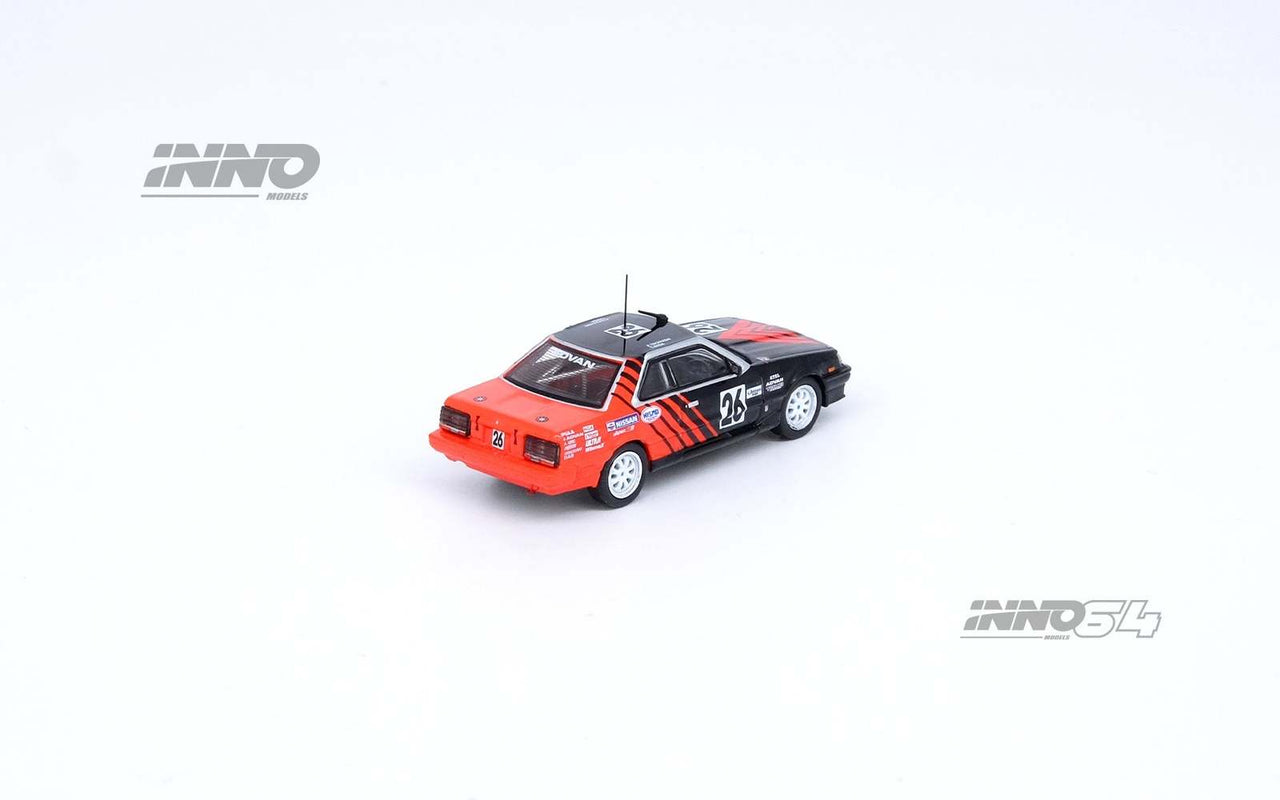 INNO64 1:64 Nissan Skyline 2000 Turbo RS-X DR30 Advan