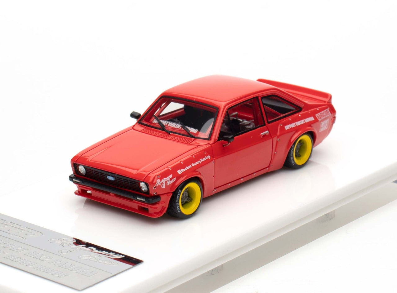 INNO64R 1:64 Ford Escort MK2 PANDEM "EMOTION" Retro Havoc Red