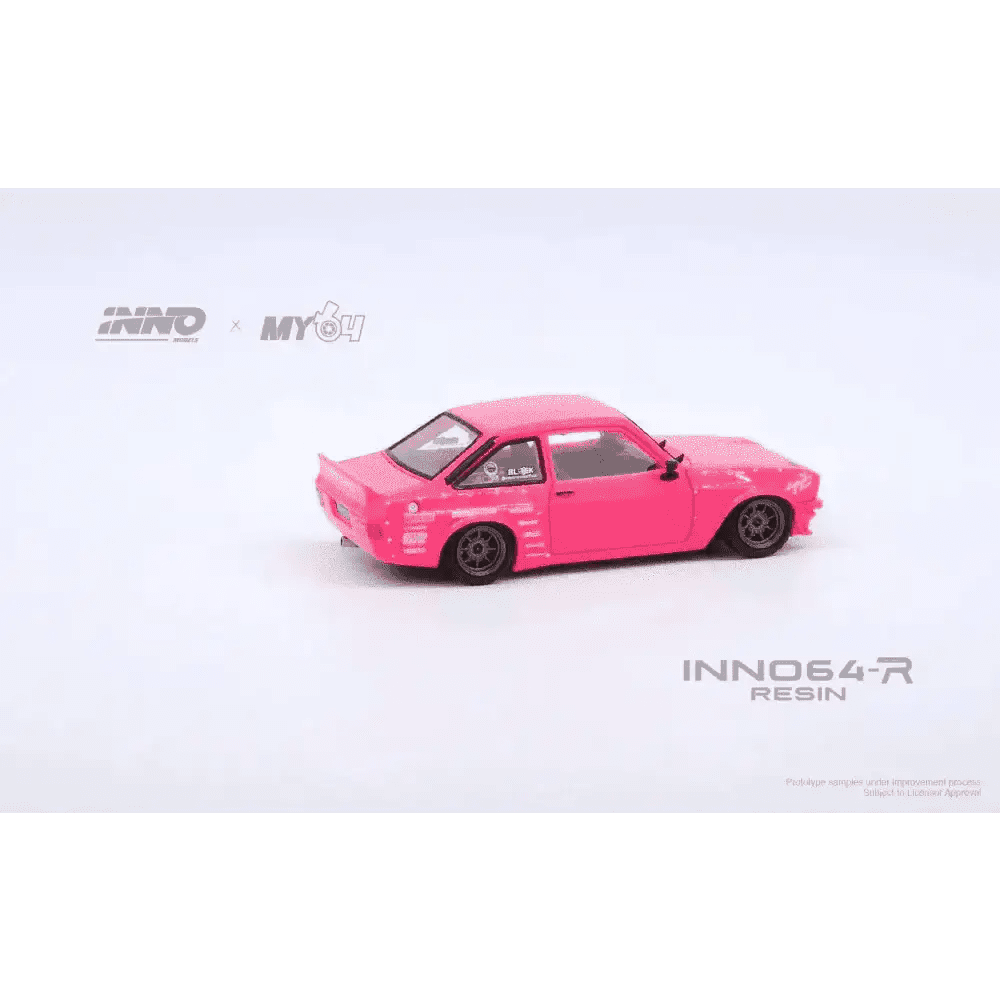 INNO64R 1:64 Ford Escort MK2 PANDEM "EMOTION" Retro Havoc