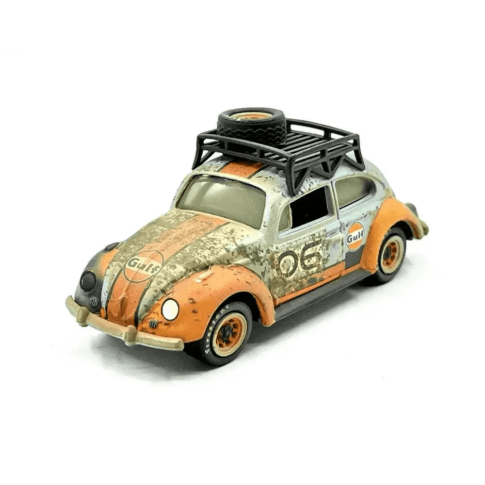 Johnny Lightning 1:64 1970 Volkswagen Beetle Gulf Weathered w/ Rack