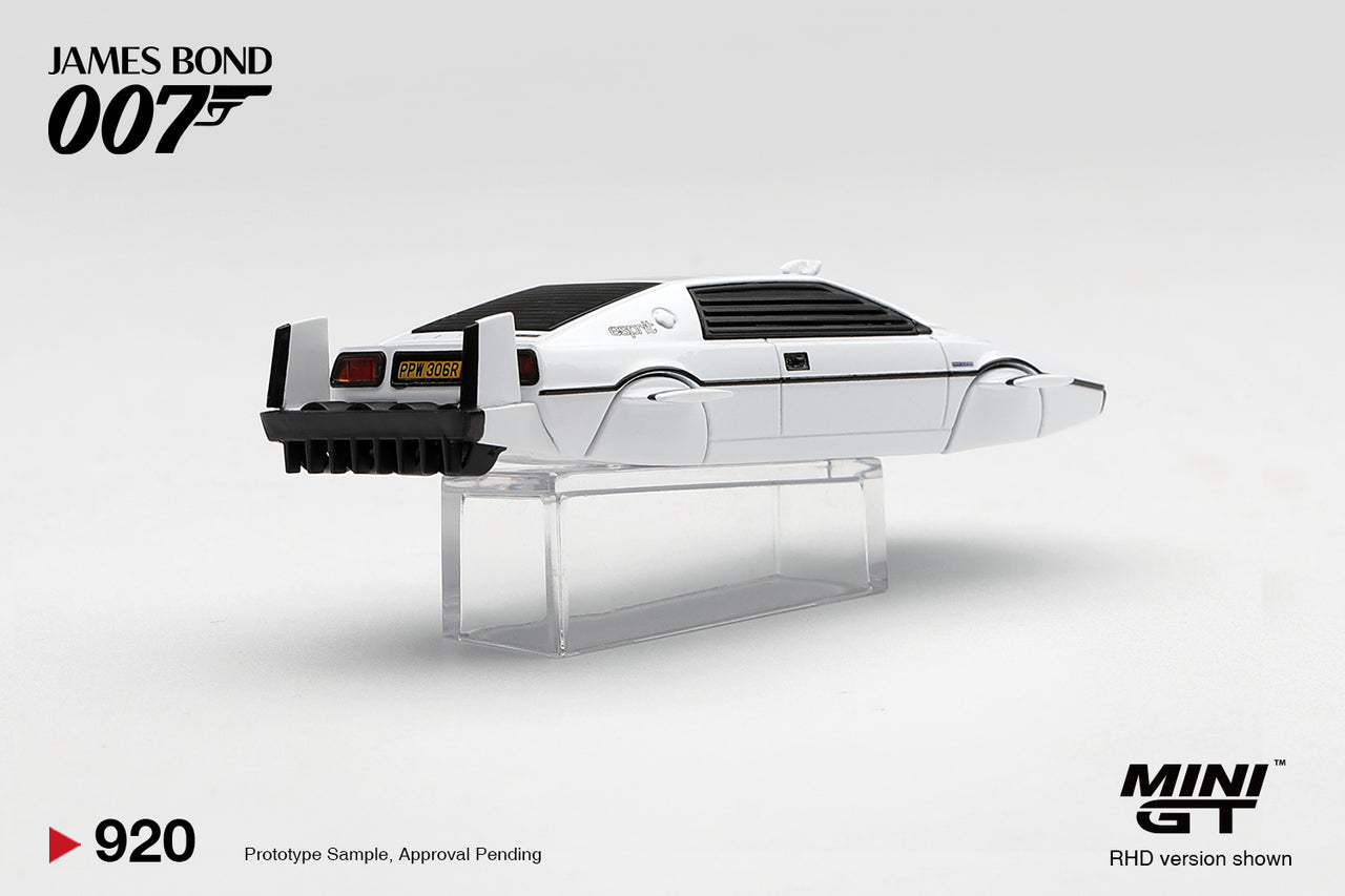 (PRE-ORDER) MINI GT 1:64 Lotus Esprit S1 “The Spy Who Loved Me” Submarine MGT00920