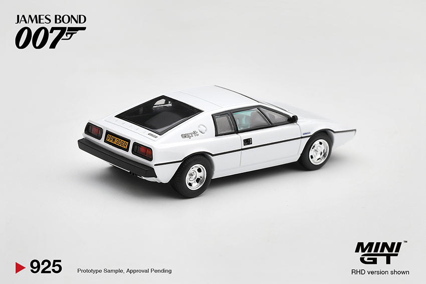 (PRE-ORDER) MINI GT 1:64 Lotus Esprit S1 “The Spy Who Loved Me MGT00925-007E