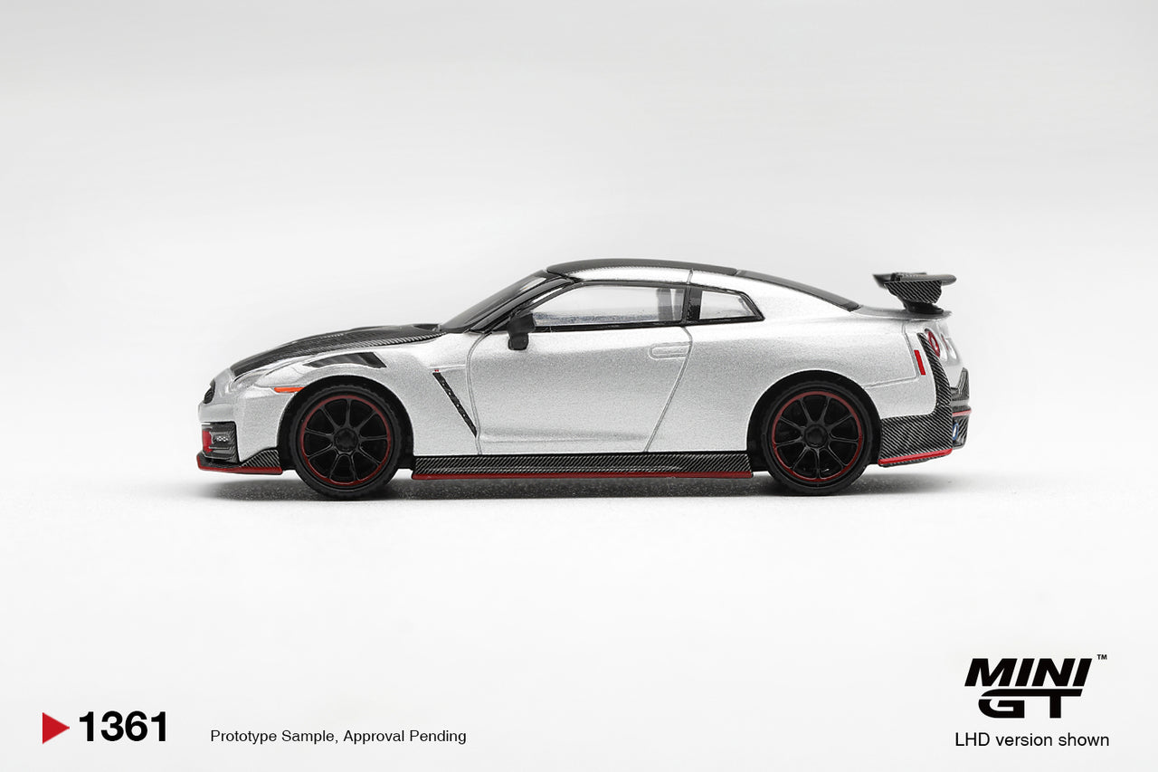 (PRE-ORDER) Mini GT 1:64 Nissan GT-R NISMO 2024 Silver MGT01361-R