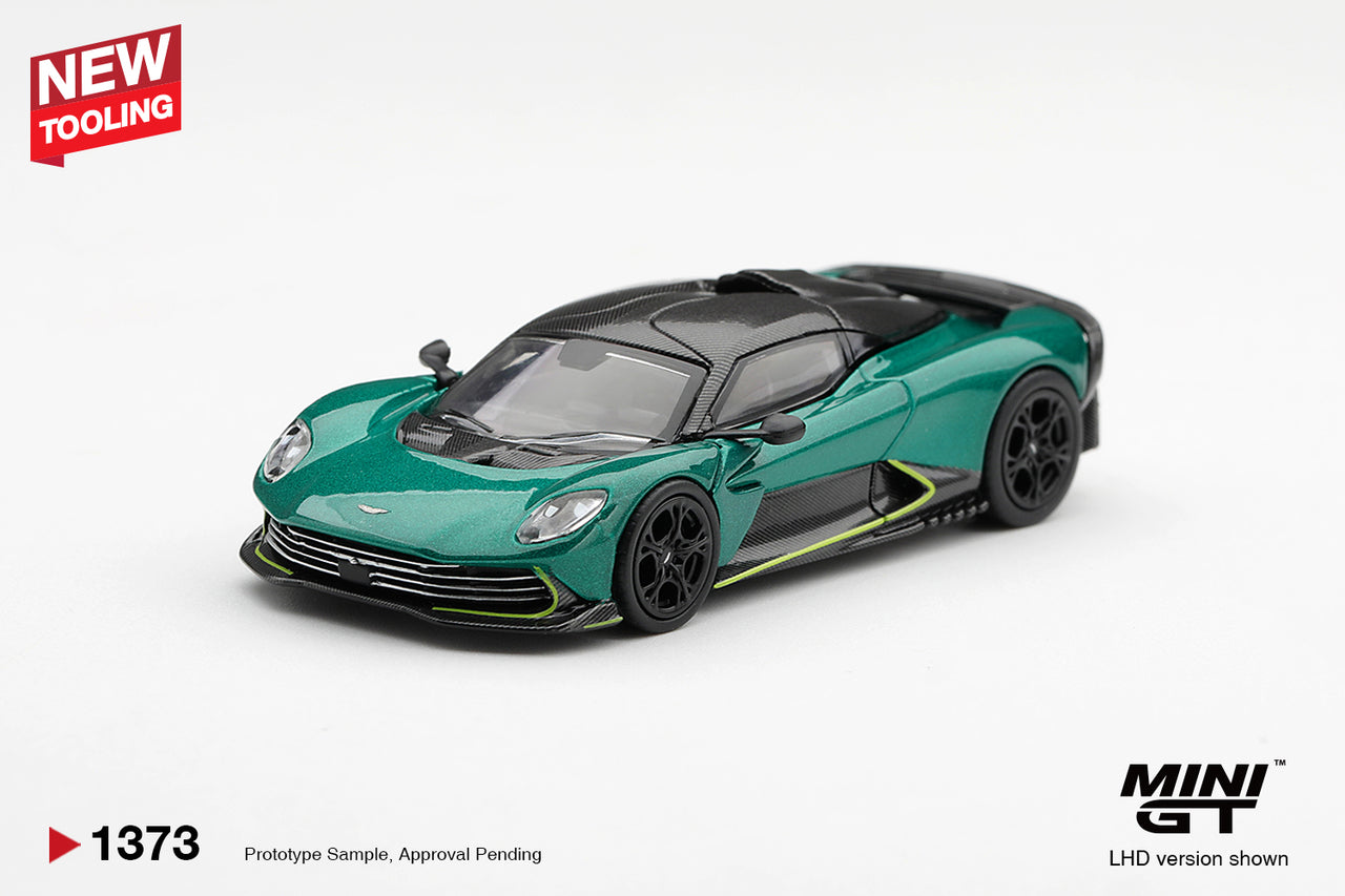 (PRE-ORDER) MINI GT 1:64 Aston Martin Valhalla Podium Green MGT01373-R
