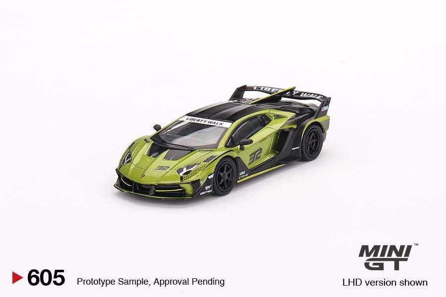 MINI GT 1:64 Lamborghini LB-Silhouette WORKS Aventador GT EVO Lime