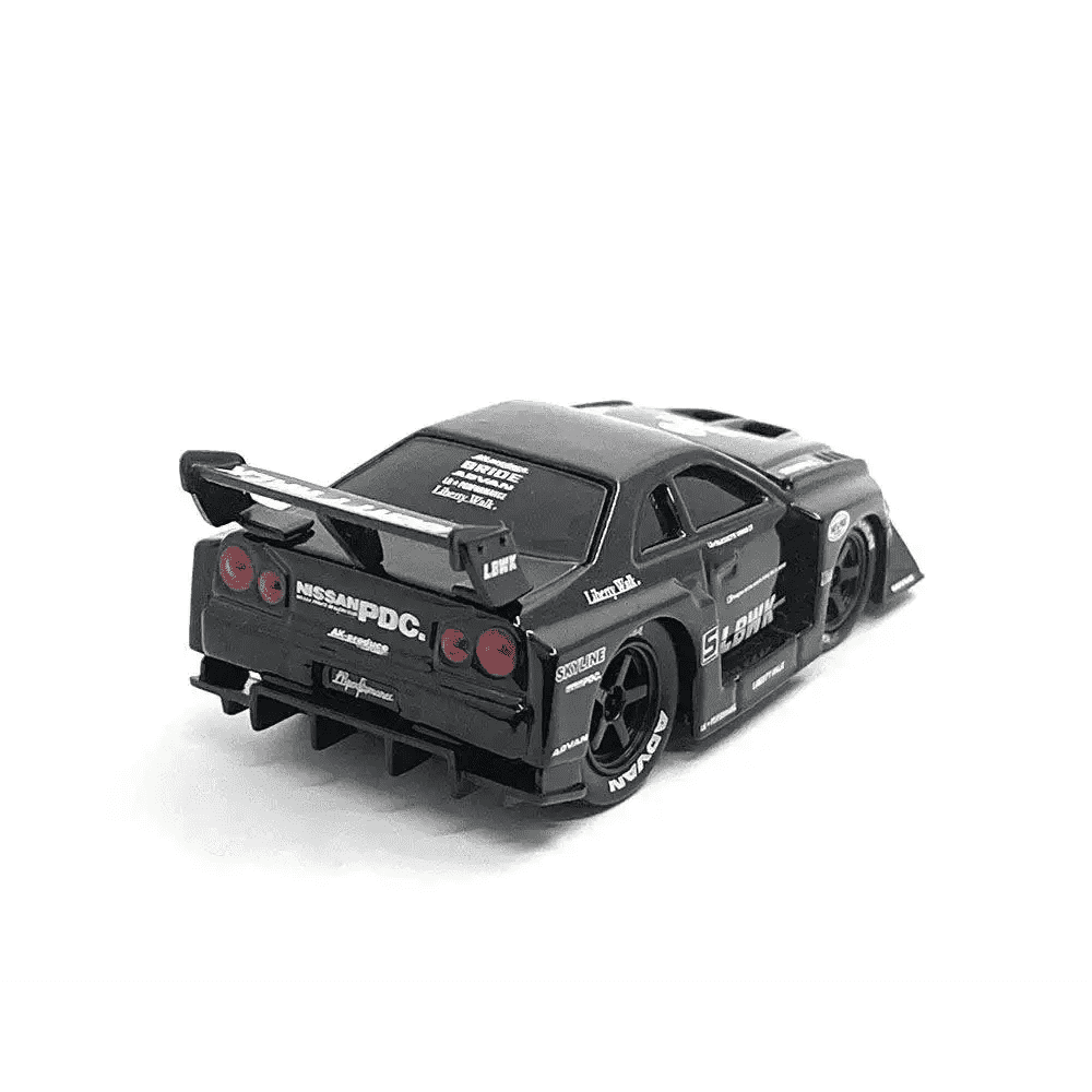 Maisto Muscle Machines 1:64 LBWK 1999 Nissan Skyline GT-R R34 Black Liberty Walk