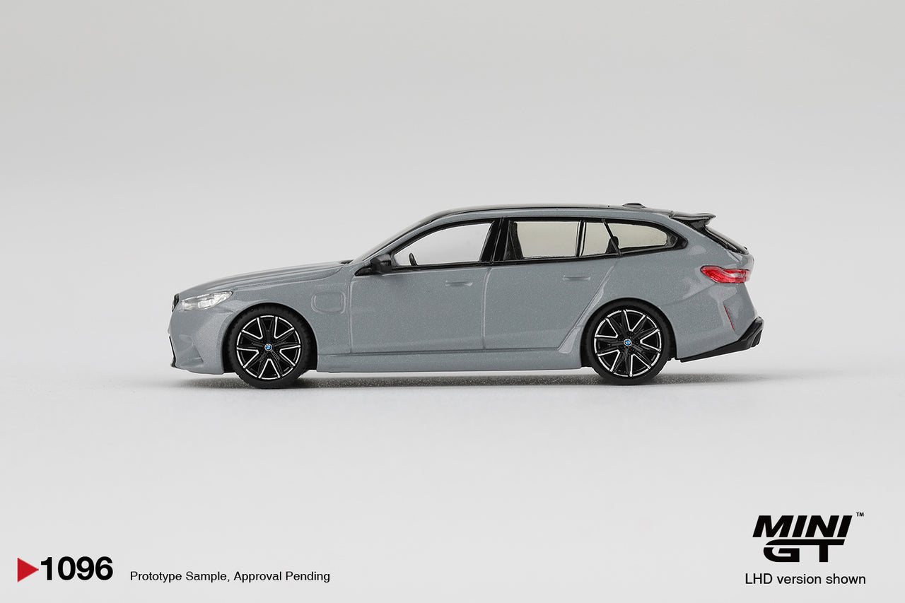 Mini GT 1:64 BMW M5 Touring G99 Brooklyn Grey Metallic MGT01096-R
