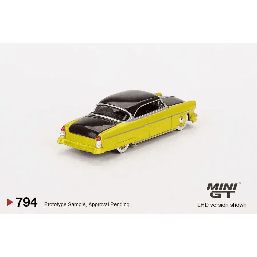 Mini GT 1:64 Lincoln Capri 1954 Lime Yellow MGT00794-L