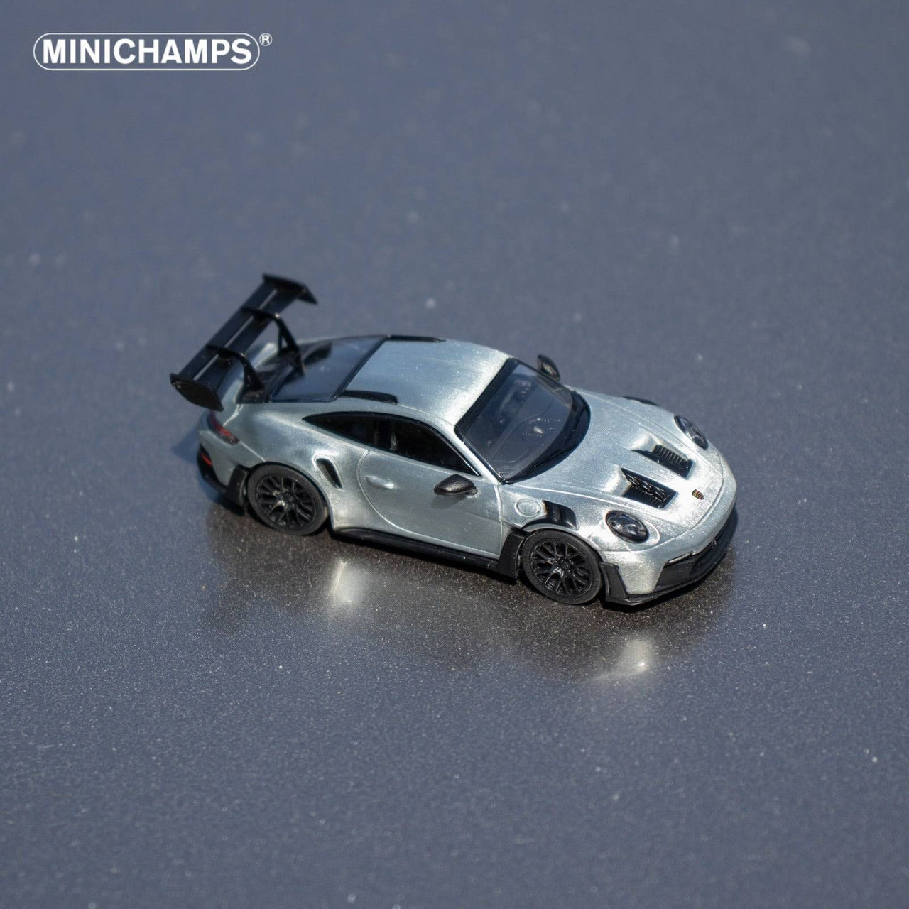 (PRE-ORDER) Minichamps 1:64 CLDC Exclsuive Magazine VOL2 with Minichamps Porsche 911 GT3 RS, English Version
