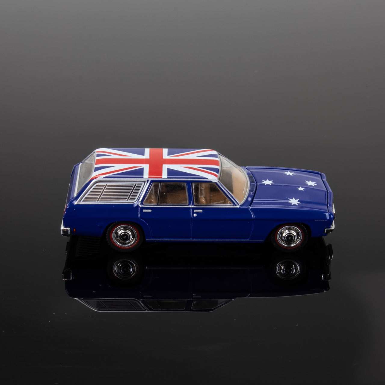 Oz Wheels 1:64 Australia Day Set HQ Prem Wagon