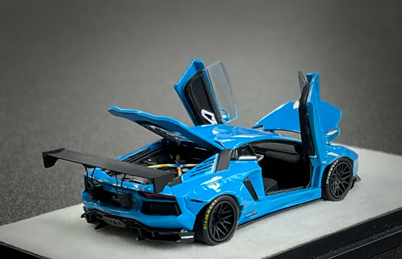 PGM 1:64 Lamborghini LBWK LP700 Blue Luxury w/ Turntable – Little Luca ...