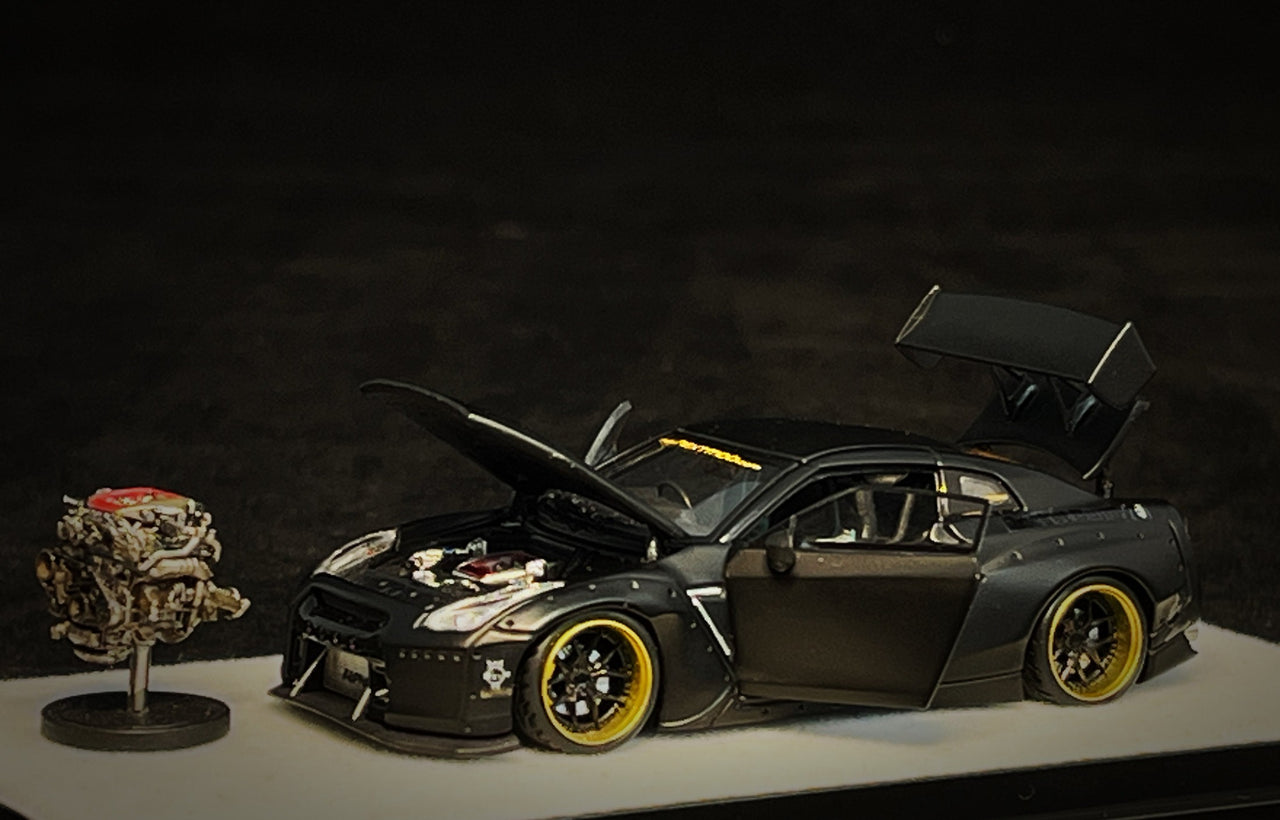 PGM 1:64 Rocket Bunny Nissan GTR R35 Matte Black