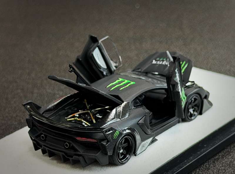 (PRE-ORDER) PGM 1:64 Lamborghini LBWK LP700 Monster Energy