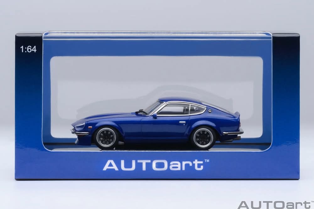 PRE-ORDER Auto Art 1:64 Nissan Fairlady Z S30 Wangan Midnight “Akuma no Z” Comic #1