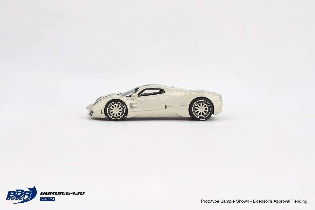 PRE-ORDER BBR Models 1:64 Pagani Utopia Presentation Grigio Rinascimento