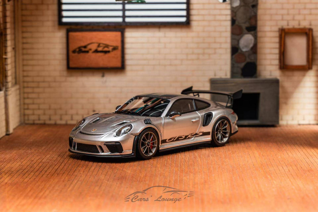 PRE-ORDER Car Lounge 1:64 Porsche 991.2 GT3 RS