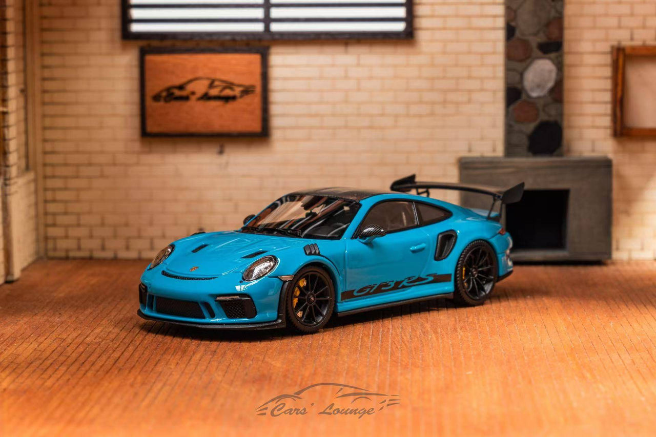 PRE-ORDER Car Lounge 1:64 Porsche 991.2 GT3 RS