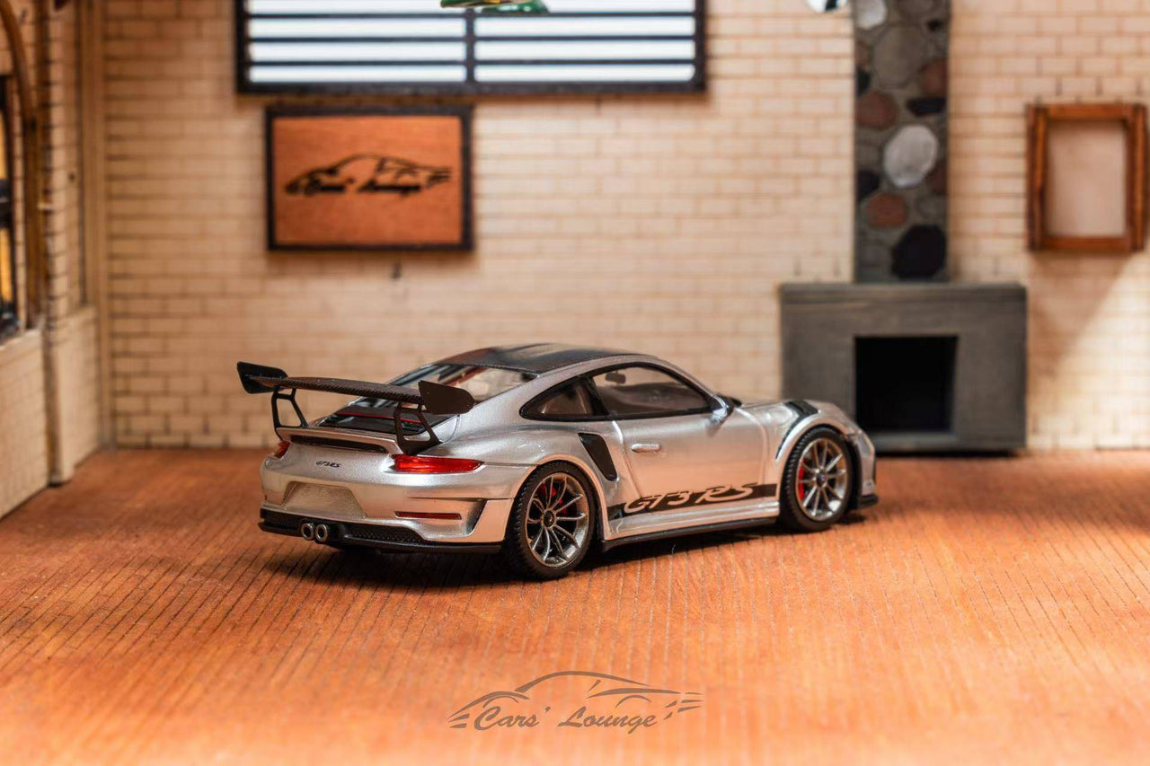 PRE-ORDER Car Lounge 1:64 Porsche 991.2 GT3 RS