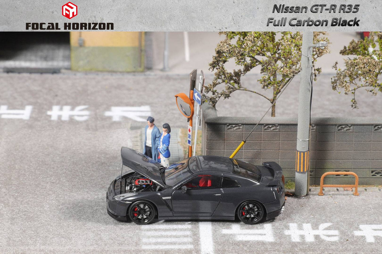 PRE-ORDER Focal Horizon 1:64 Nissan GT-R R35 Full Carbon Black