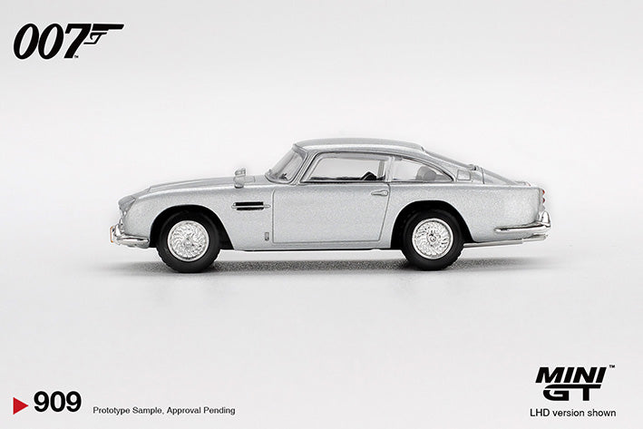 PRE-ORDER MINI GT 1:64 Aston Martin DB5 “Casino Royale” MGT00909-007E
