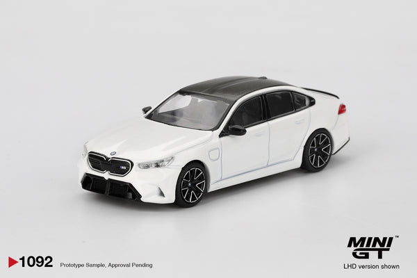Mini GT 1:64 BMW M5 Alpine White MGT01092-R – Little Luca's Toys