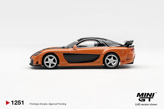 PRE-ORDER Mini GT 1:64 Mazda RX-7 VeilSide Fortune "The Fast and the Furious: Tokyo Drift" Han Seoul-Oh