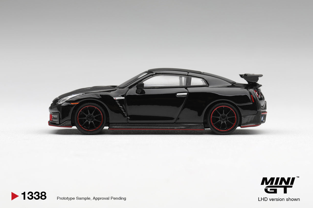 PRE-ORDER Mini GT 1:64 Nissan GT-R Nismo 2024 Black MGT01338-R