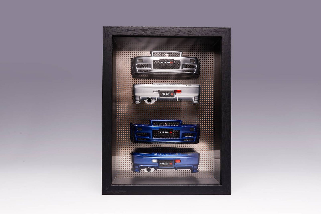 PRE-ORDER Motor Helix 1:18 Nissan Skyline GT-R R34 Bumpers & Display Frame