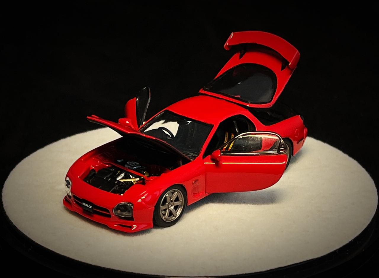 PRE-ORDER PGM 1:64 Mazda RX-7 FD3S Red Luxury w/Turntable