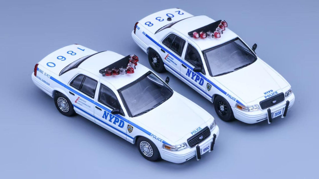 PRE-ORDER Rollin 1:64 Ford Crown Victoria NYPD Patrol Supervisor