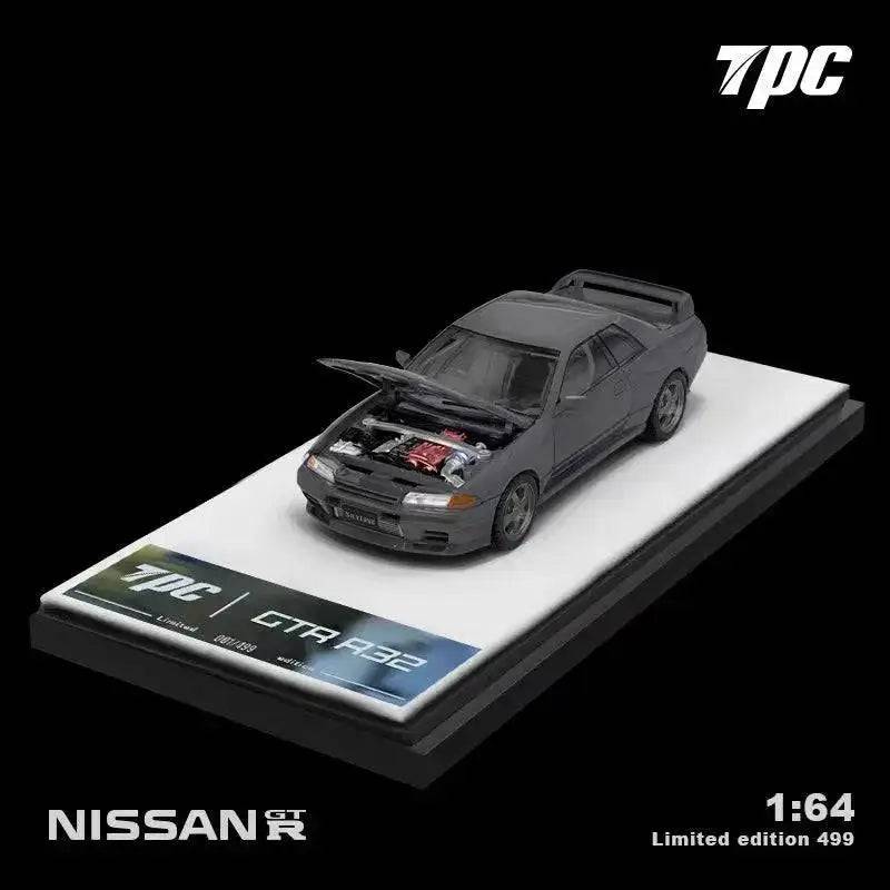 PRE-ORDER TPC 1:64 Nissan Skyline GTR R32 w/ Opening Hood