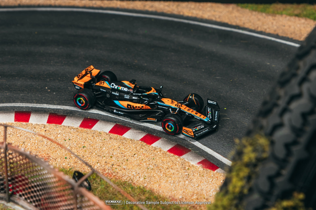 PRE-ORDER Tarmac Works 1:64 McLaren MCL60, Australian Grand Prix 2023, Oscar Piastri