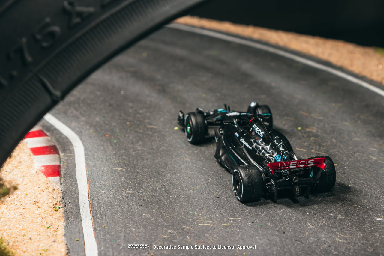PRE-ORDER Tarmac Works 1:64 Mercedes-AMG F1 W14 E Performance, Italian Grand Prix 2023, George Russell