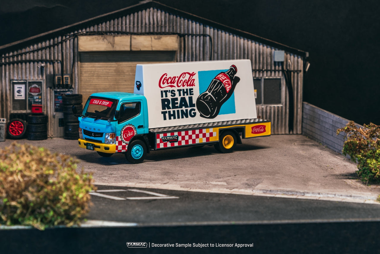 PRE-ORDER Tarmac Works 1:64 Mitsubishi Fuso Canter Coca Cola