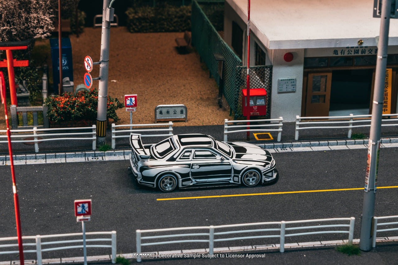 PRE-ORDER Tarmac Works 1:64 Nissan Skyline R32 Widebody - Designed by JOSHUA VIDES