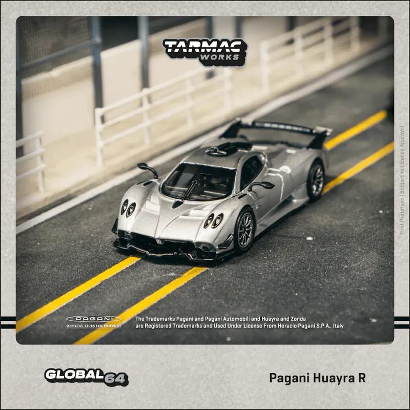 PRE-ORDER Tarmac Works 1:64 Pagani Huayra Satin Silver