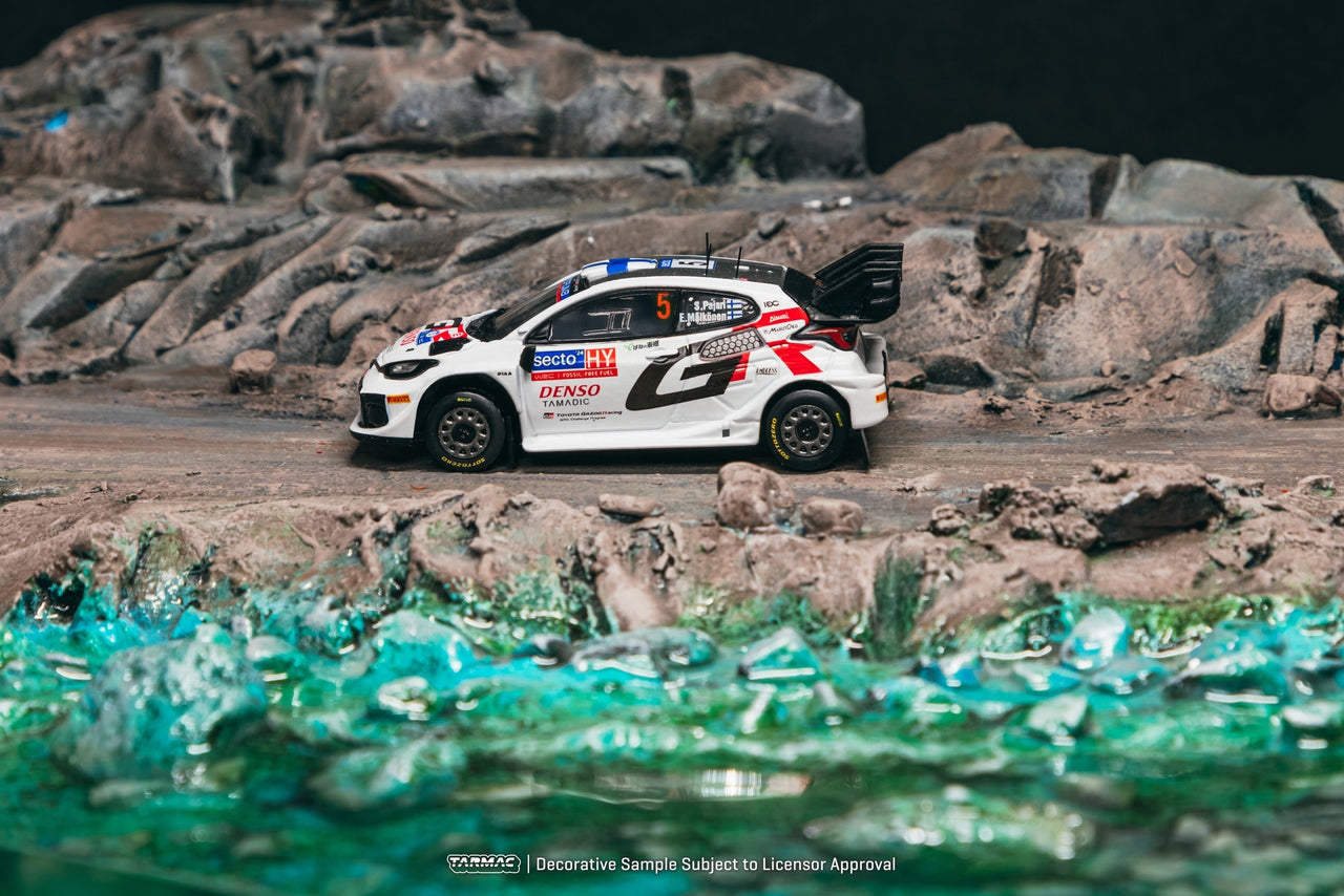 PRE-ORDER Tarmac Works 1:64 Toyota GR YARIS Rally1 HYBRID, Rally Finland 2024 + Trading Cards