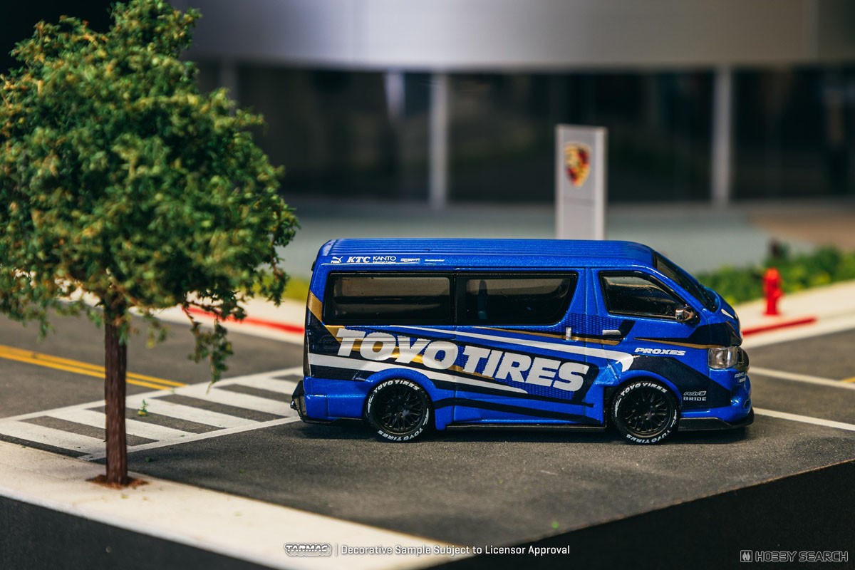 PRE-ORDER Tarmac Works 1:64 Toyota Hiace Widebody TOYO TIRES