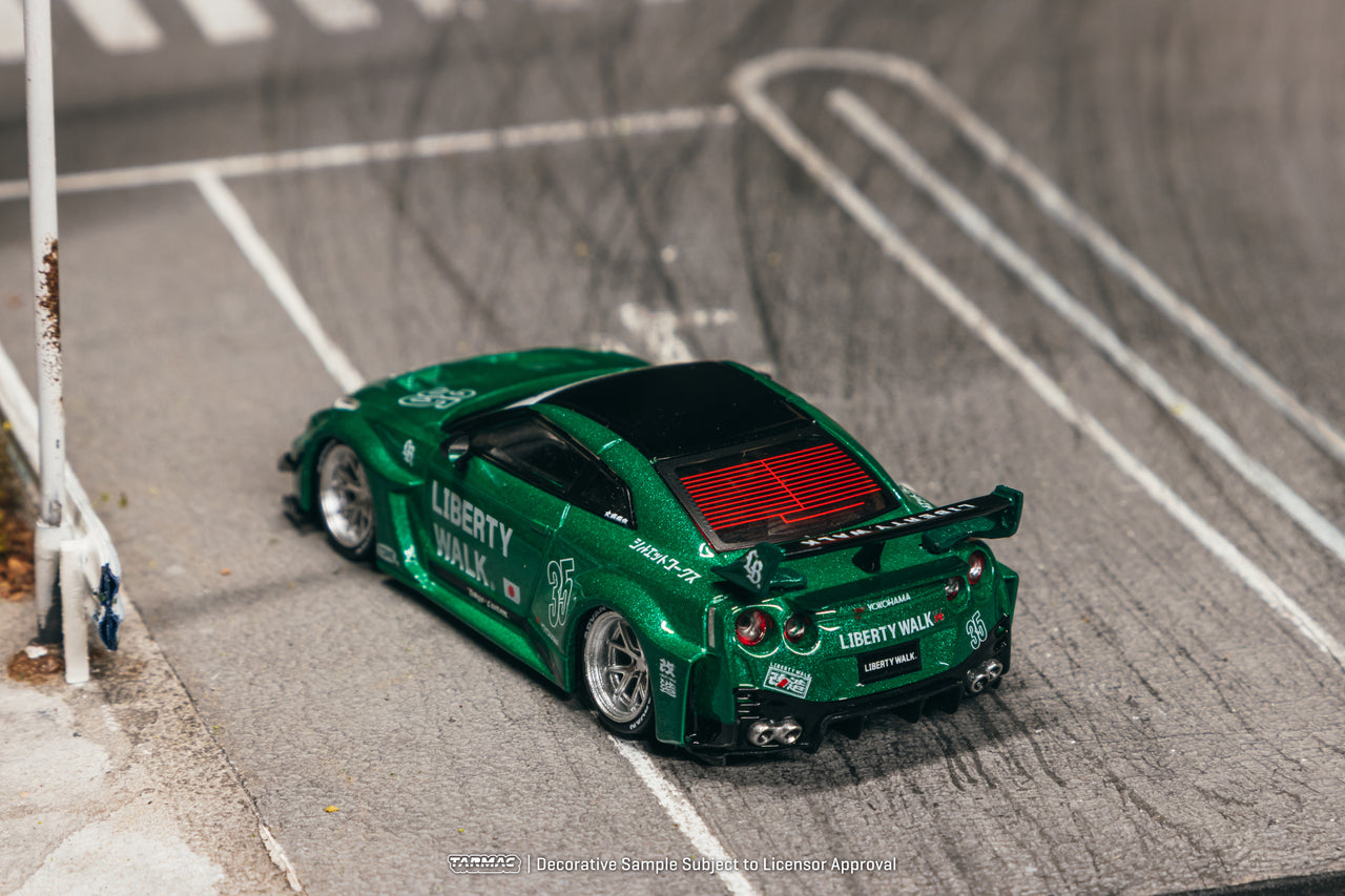 (PRE-ORDER) Tarmac Works 1:64 LB-Silhouette WORKS GT NISSAN 35GT-RR, Emerald green