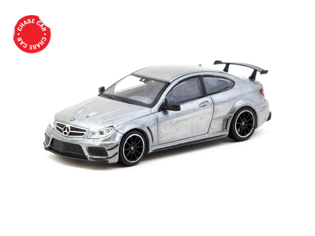 Tarmac Works 1:64 Mercedes-Benz C63 AMG Black Series RAW CHASE