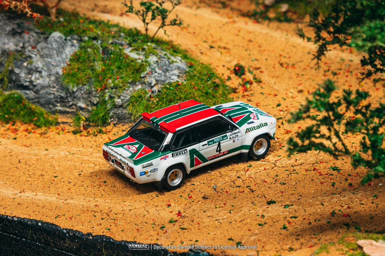 Tarmac Works 1:64 FIAT 131 ABARTH Rally, Rallye de Portugal Vinho do Porto 1978 Winner, T64-094-78RP04