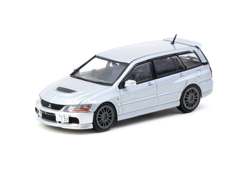 Tarmac Works 1:64 Mitsubishi Lancer Evolution Wagon Silver